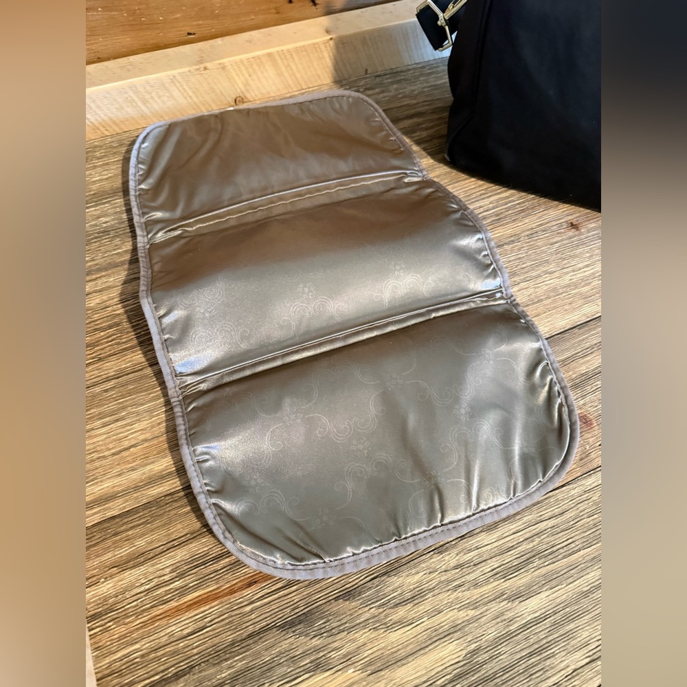 Ju-ju-be black diaper bag - Picture 11 of 15